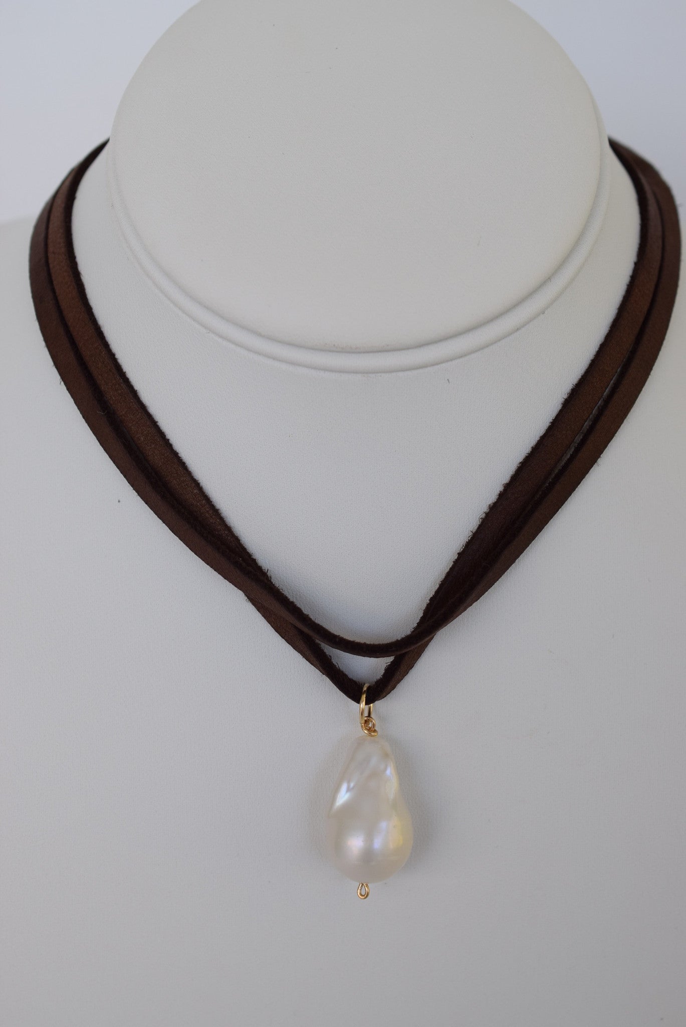 Massive Baroque Choker - MILK VELVET PEARLS