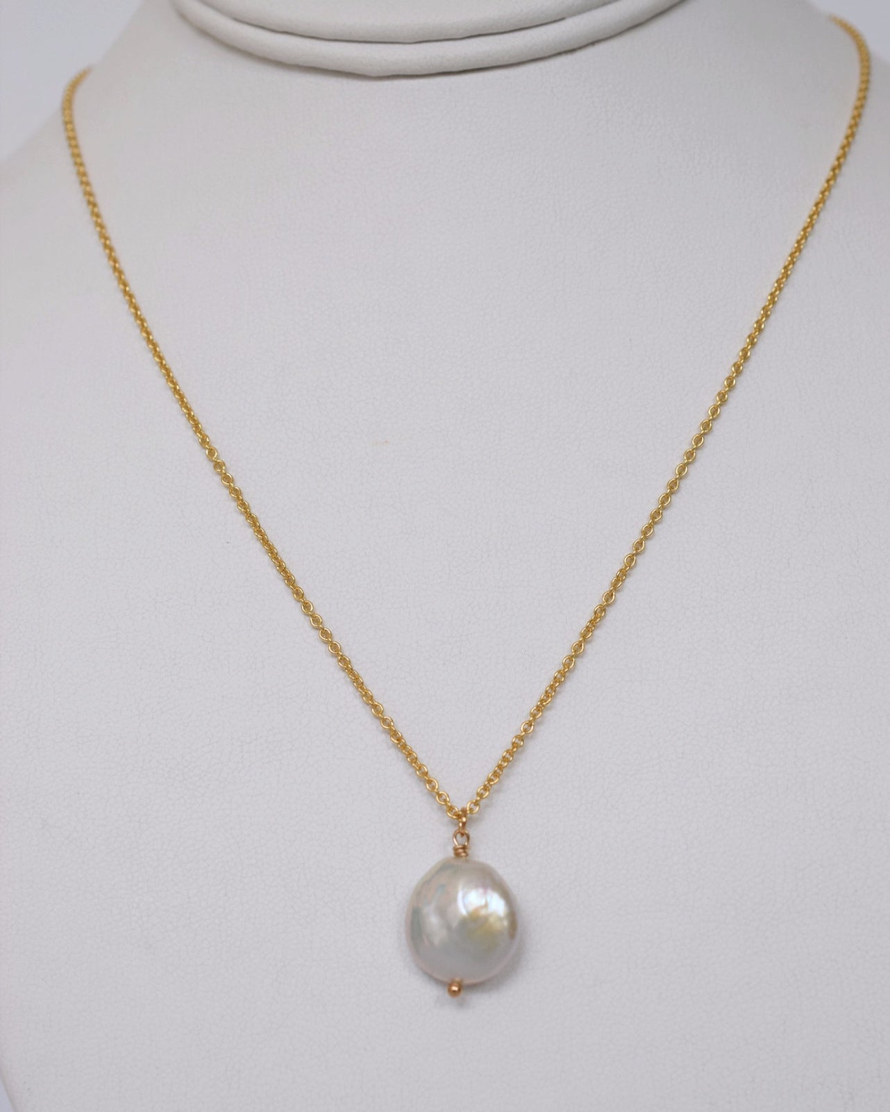 Gold Coin Pearl Necklace - MILK VELVET PEARLS