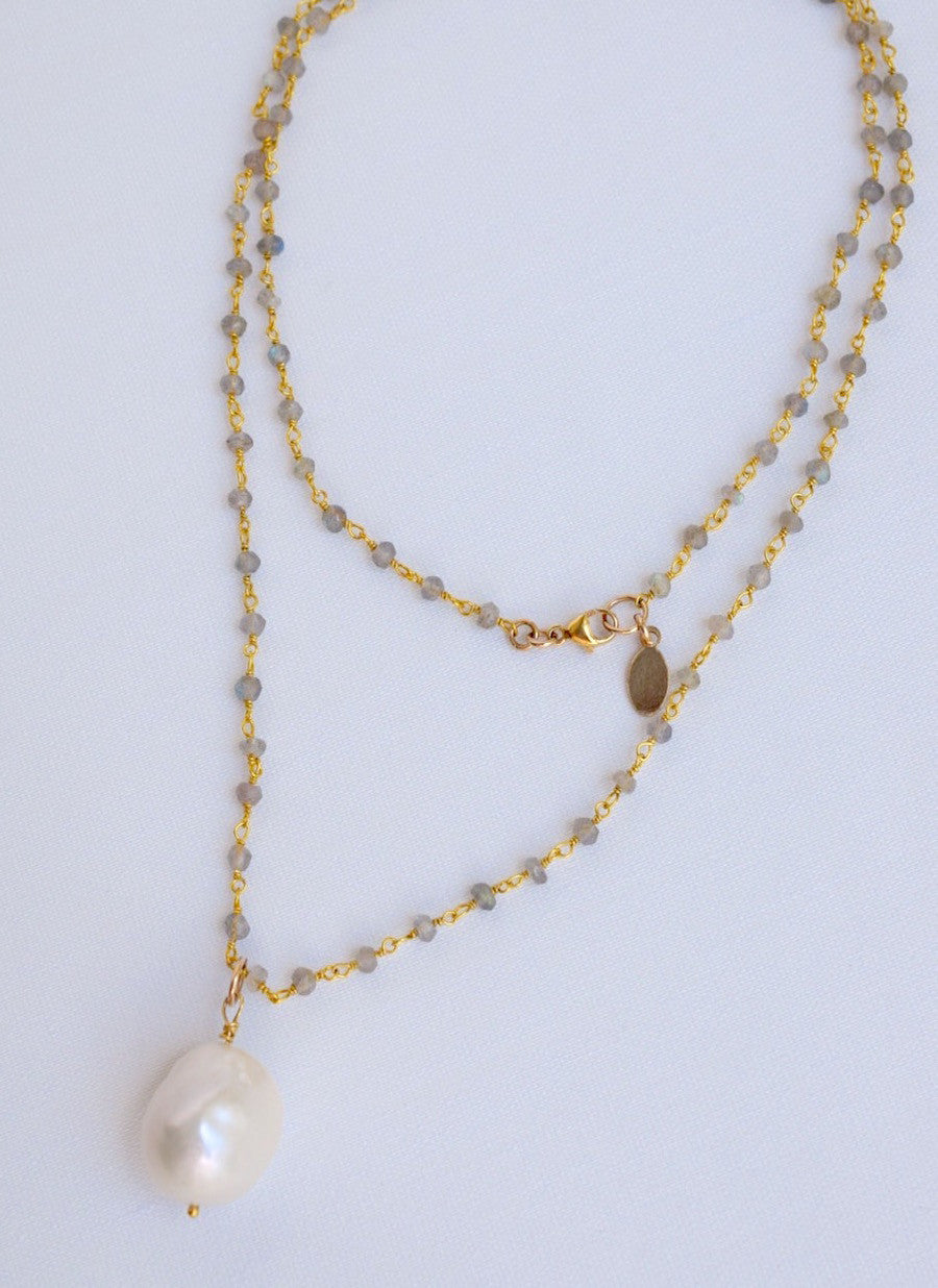 Precious Jewels Necklace - MILK VELVET PEARLS