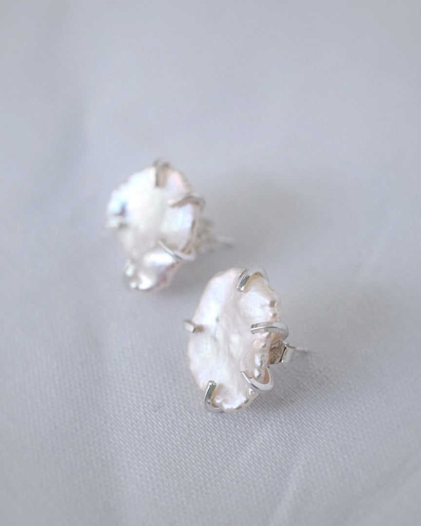 Lilies of the Field Earrings: Sterling Silver - MILK VELVET PEARLS
