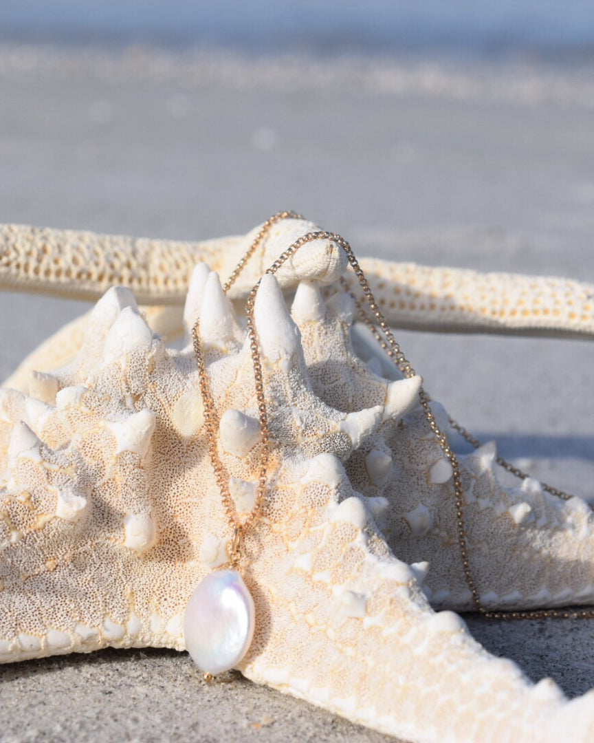 Gold Coin Pearl Necklace - MILK VELVET PEARLS