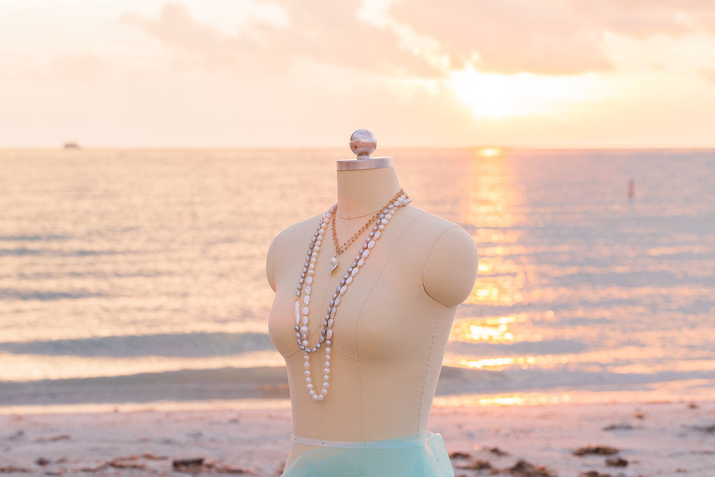A Timeless Sand Key Park Portrait Photography Session | Milk Velvet Pearls
