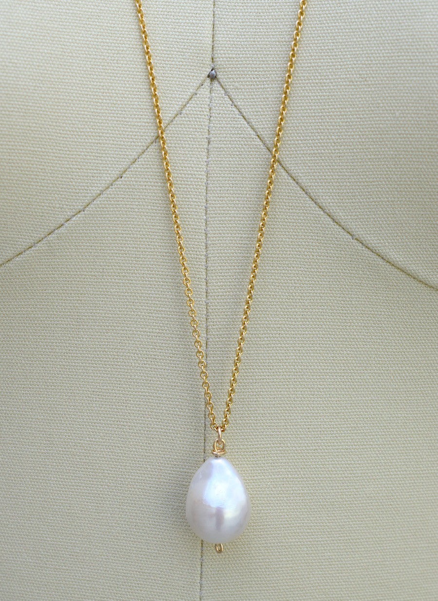 Flameball Pearl Drop Necklace – MILK VELVET PEARLS