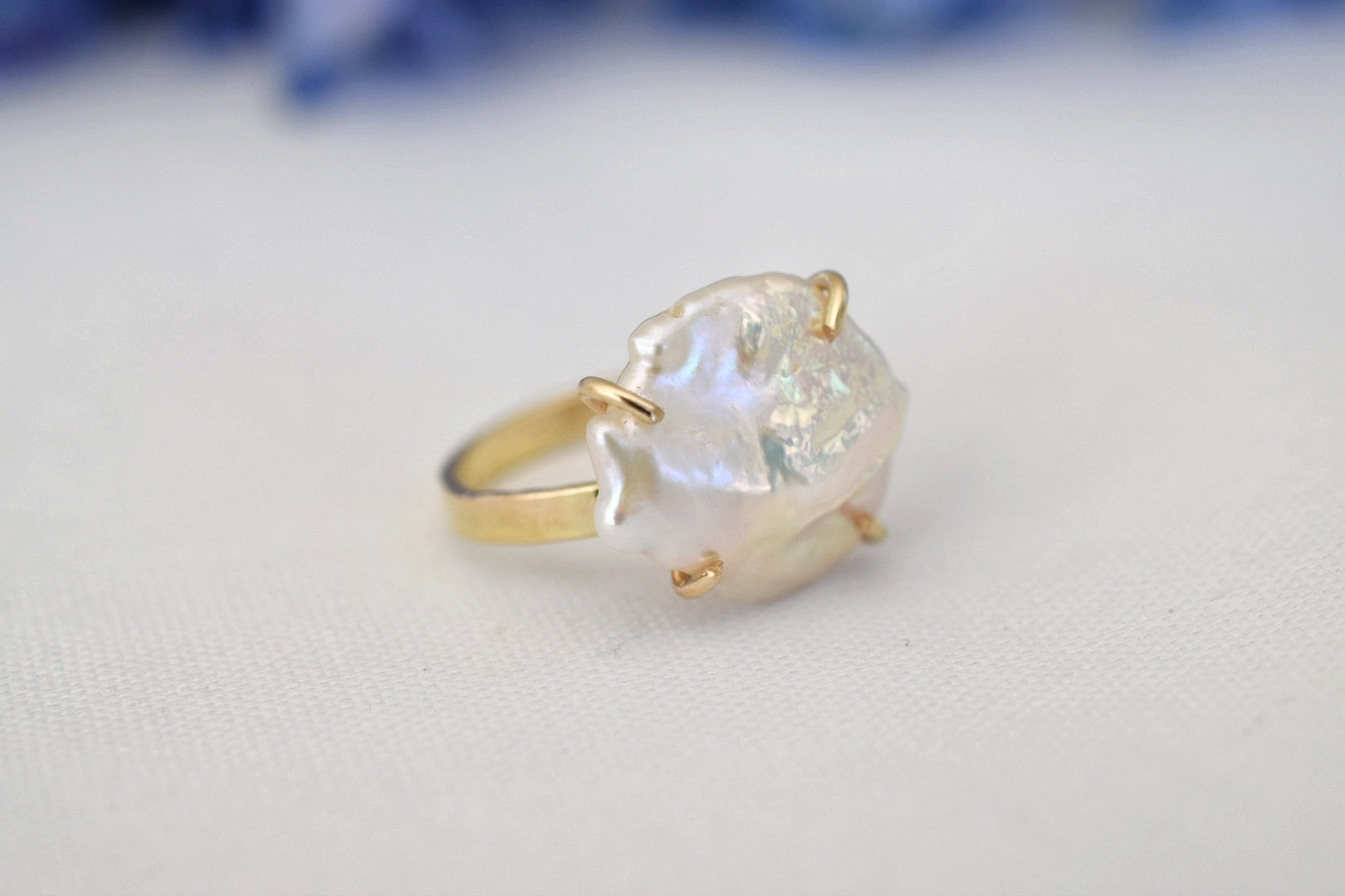 Lily Blossom - Dainty Keshi Pearl Ring, 14k gold filled - MILK VELVET PEARLS