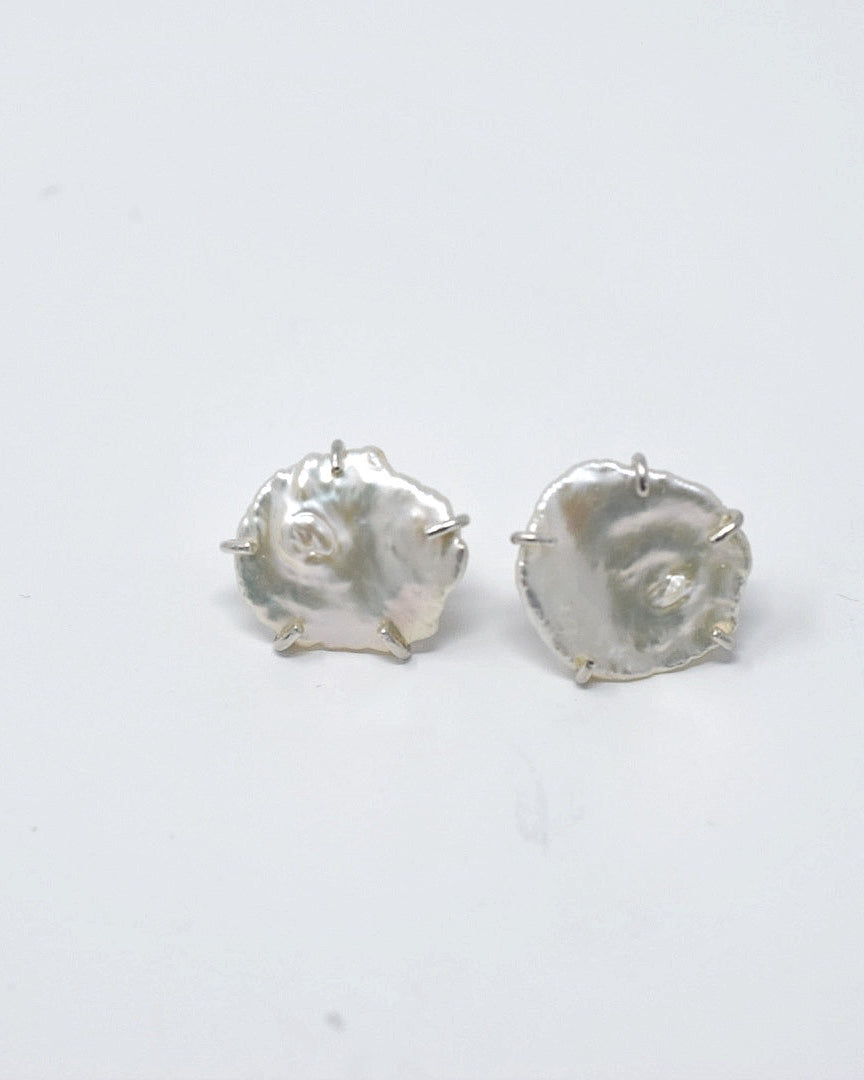 Lilies of the Field Earrings: Sterling Silver - MILK VELVET PEARLS