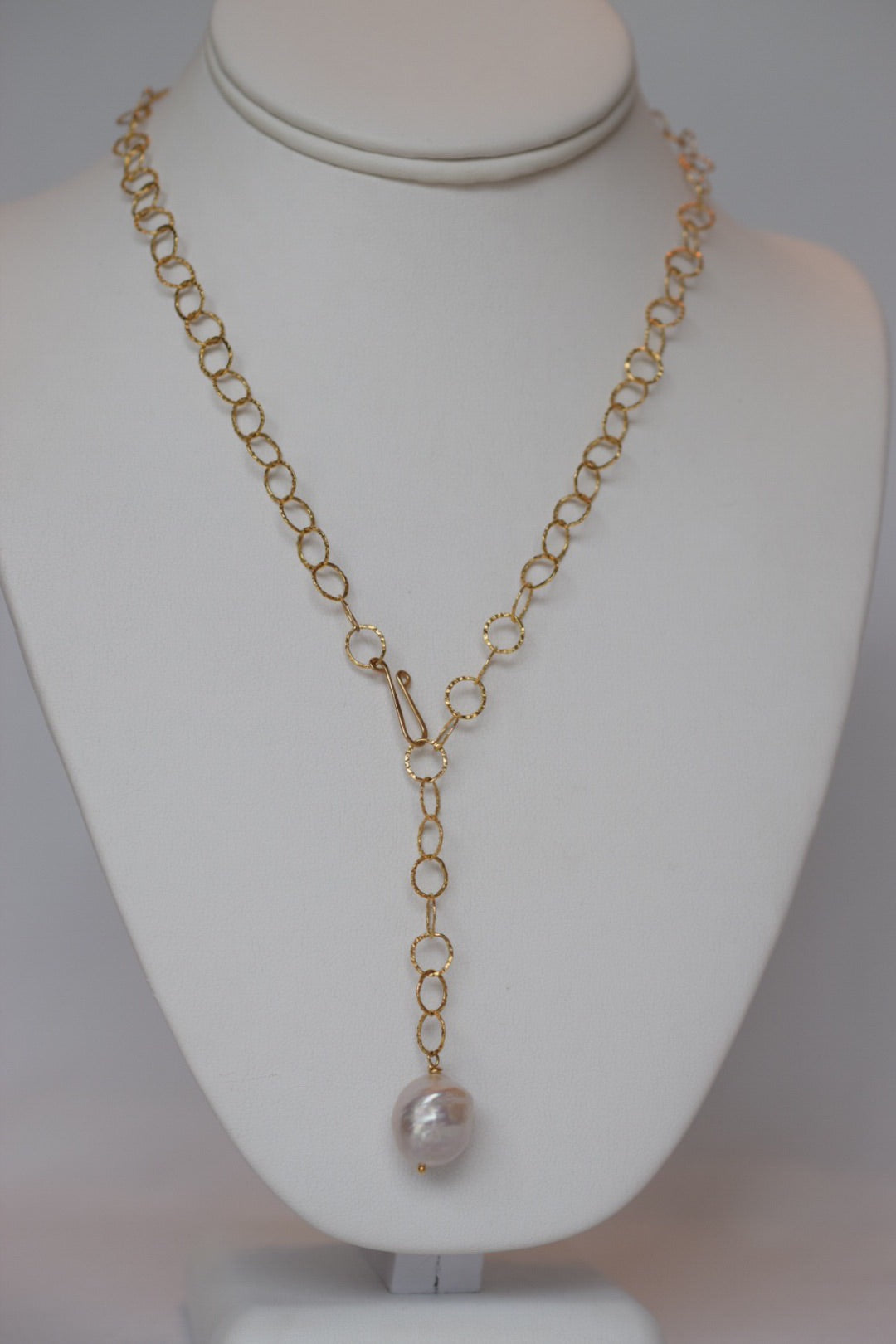 Be BRAVE: Golden Pink Edison Pearl Lariat Necklace, 14 k